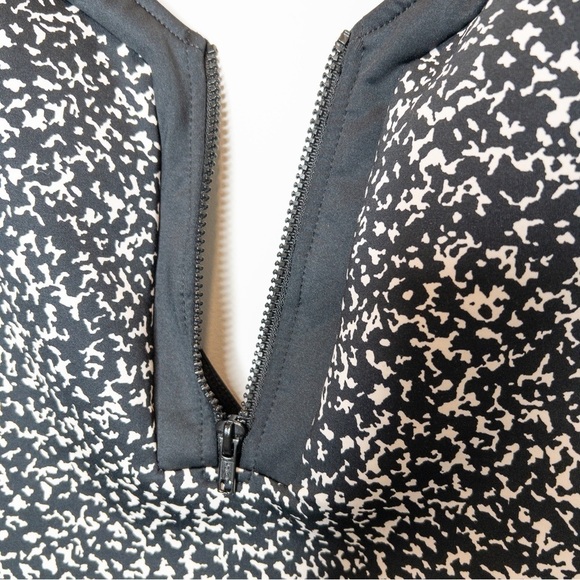 Magicsuit Womens Black and White Spotted Zipper Front One Piece Swimsuit Size 6 - Picture 7 of 12